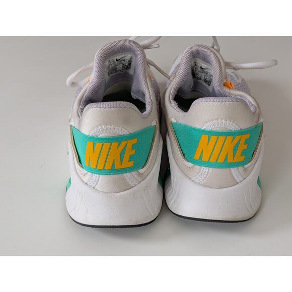 Nike Free Metcon 4 Women's 7.5 - White/Green Glow - Weightlifting Stable - Picture 5 of 8